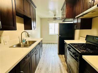 933 N Alameda Ave APT 5, Azusa, CA 91702