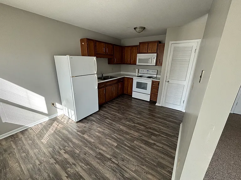 5818 Park Rd — Photo 2