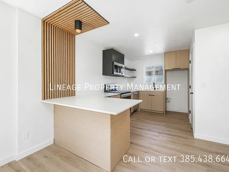 288 E Downington Ave — Photo 5
