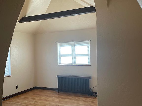 3rd image of 321 Delmar Ave #6
