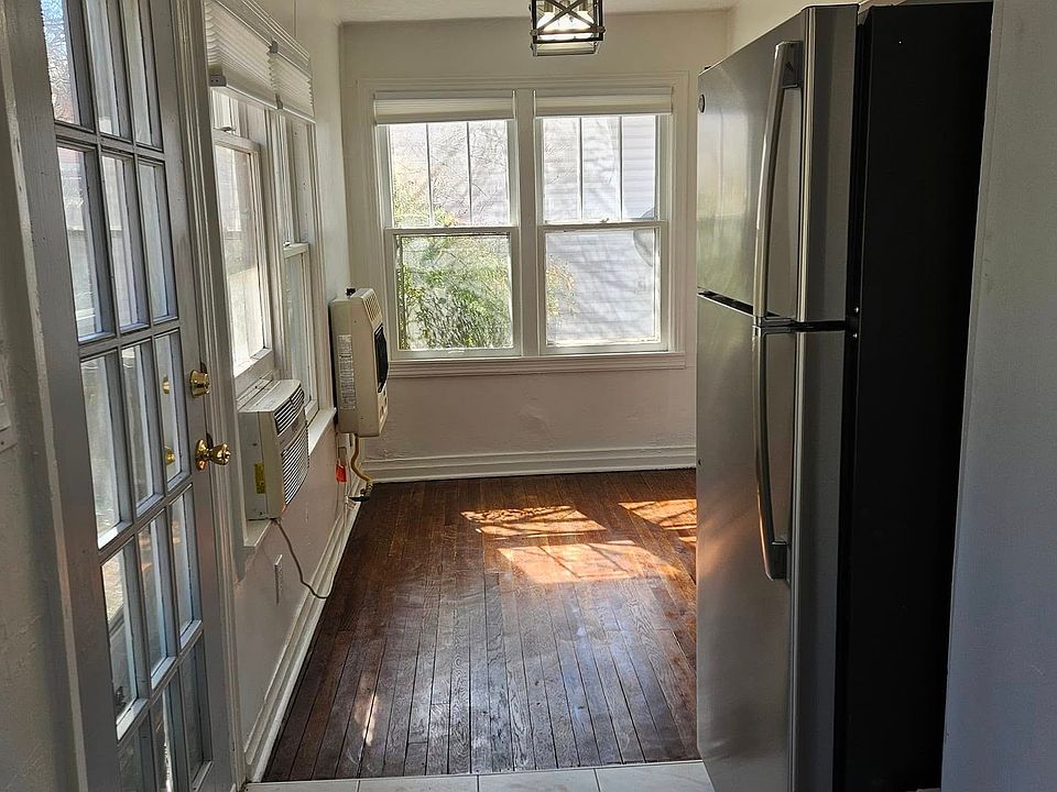 1st image of 315 1/2 S Lahoma Ave