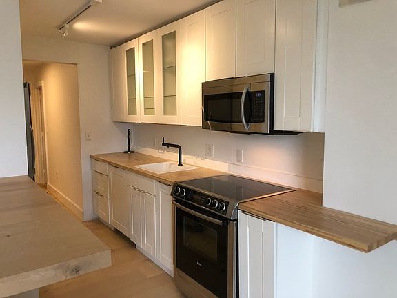3rd image of 50 Longwood Ave APT 514