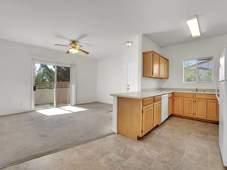 5655 E Sahara Ave #2026 — Photo 14