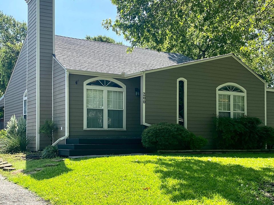 1st image of 200 Kirven Ave