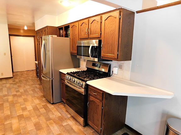 5th image of 14109 Fox Trail Dr