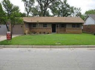 1863 Milam St, Fort Worth, TX 76112