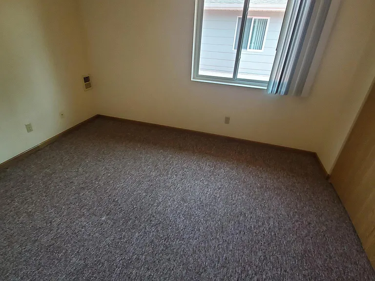 1719 La Crescent St #154 — Photo 13