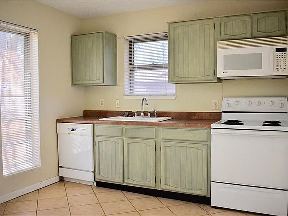4th image of 5644 Bonner Dr
