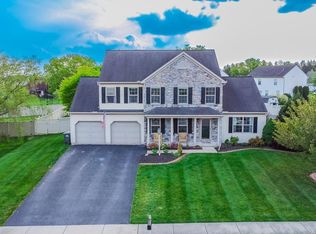 3202 Ashley Ln, Dover, PA 17315