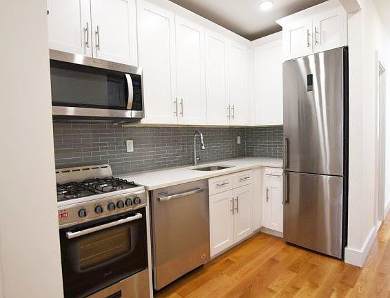5th image of 2041 A C P Jr Blvd APT 4C