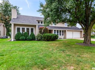209 Prestwick Rd, Springfield, IL 62702