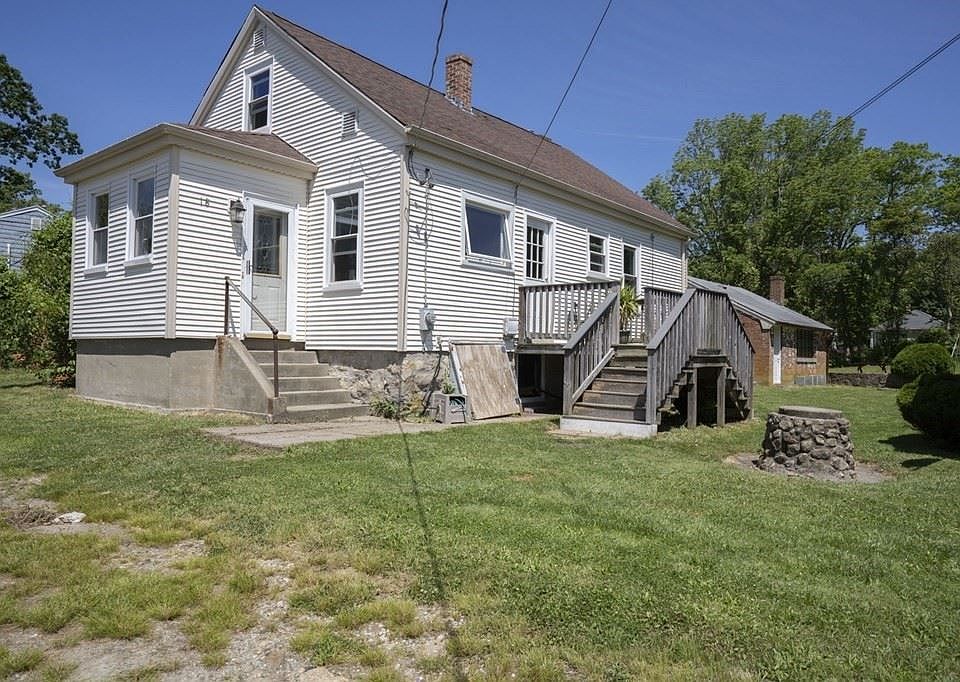 1st image of 18 Velvet Ave