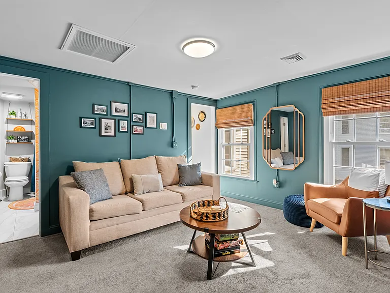 324 Washington St #1 — Photo 14