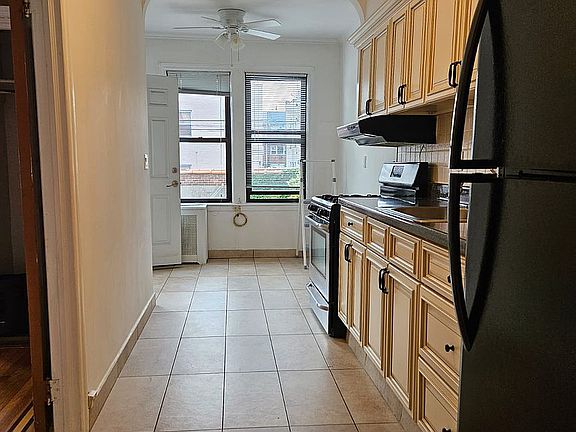 2nd image of 3244 43rd St #1