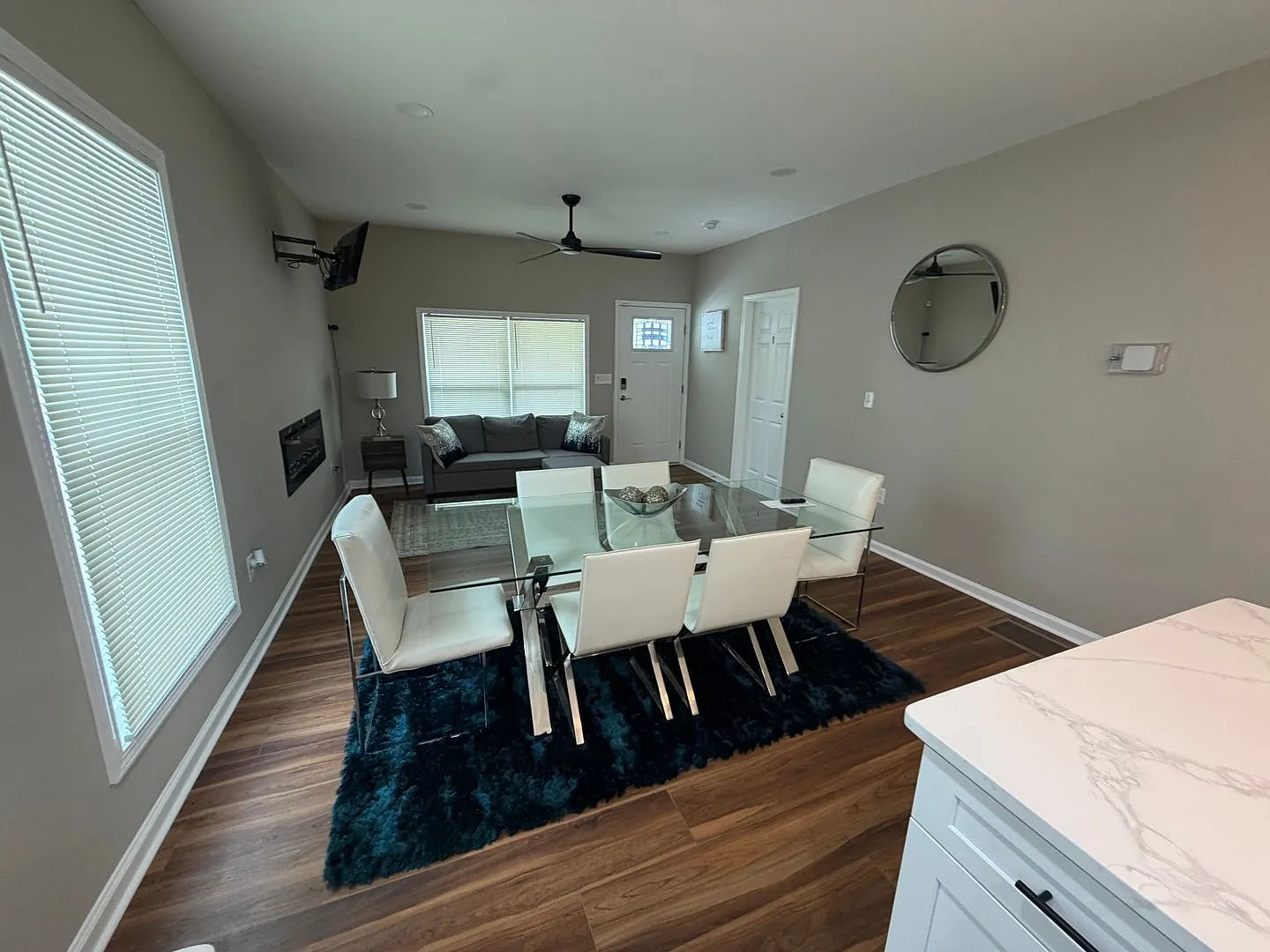 Room in 5 Bedroom Home at Bolton Rd NW — Photo 4