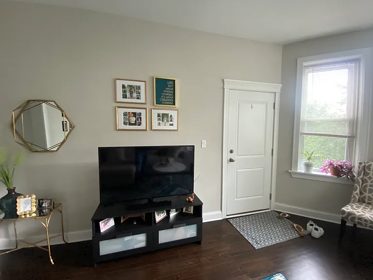 3224 N Monticello Ave #3 — Photo 5