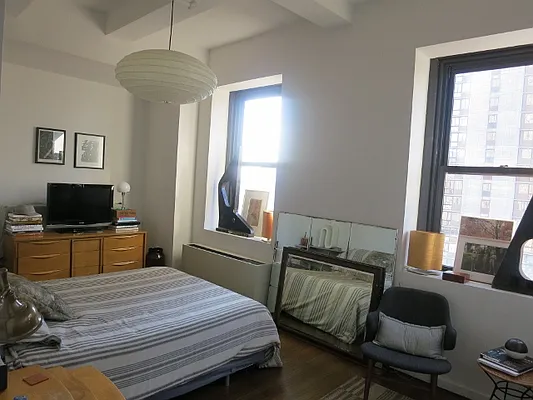 Sold by Brooklyn Heights Real Estate Inc | media 25