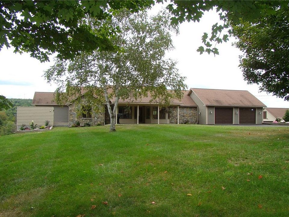 1st image of 456 Buckfield Rd
