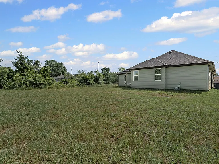 6111 Collins Ct — Photo 44