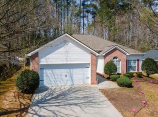 19 Harpers Farm Dr, Newnan, GA 30263