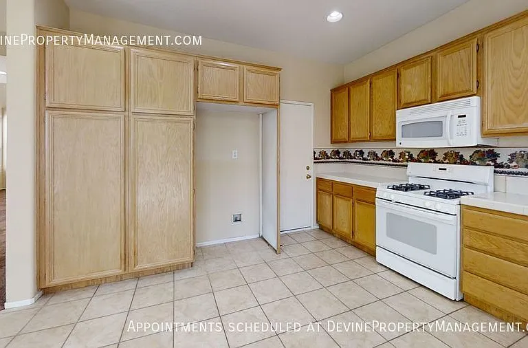 14124 Visions Dr — Photo 16