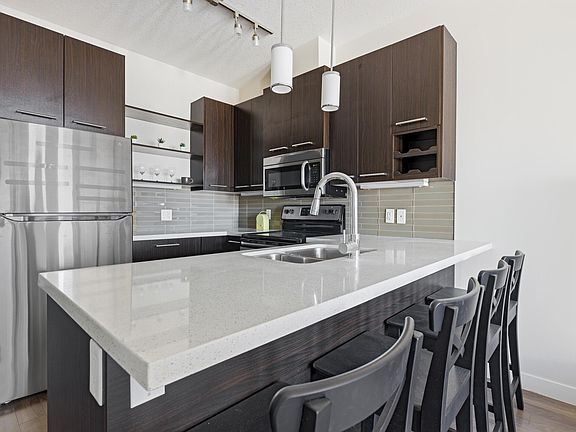 4th image of 10418 81st Ave NW #403