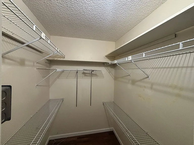10211 SW 93rd Ct — Photo 13