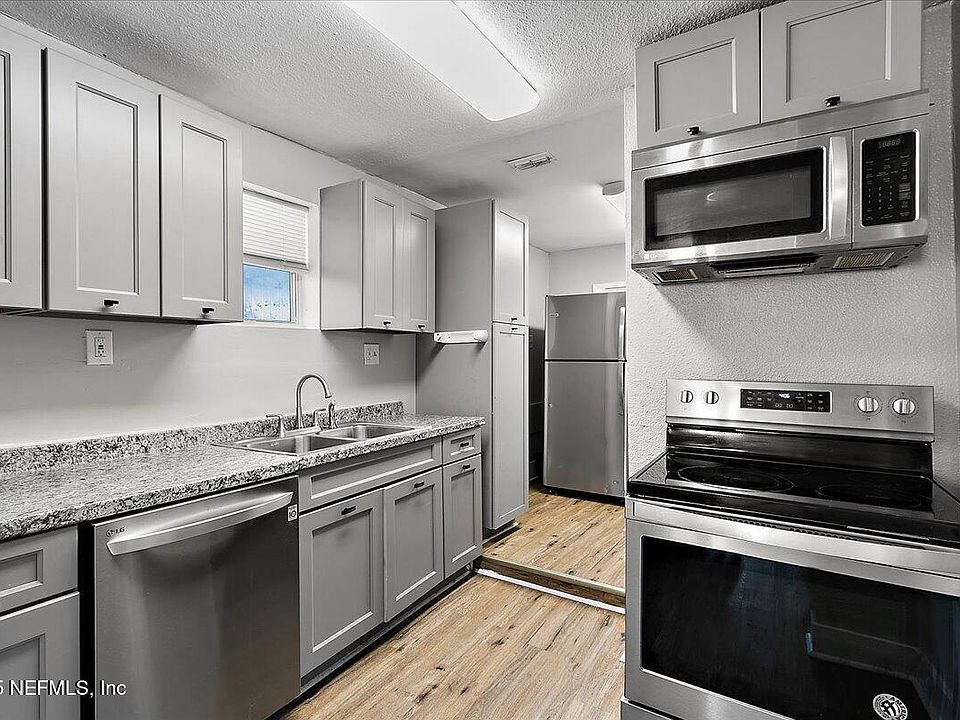 1st image of 3607 GILMORE Street