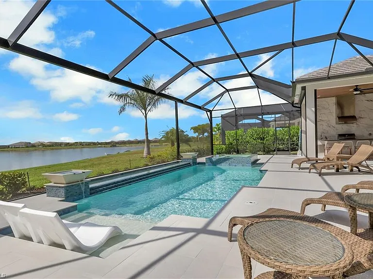 17302 Blue Sapphire Dr — Photo 39