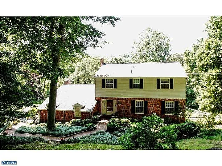 4 Yorkridge Trl photo 1