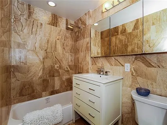 Rented by Avenue Sotheby's International Realty | media 29