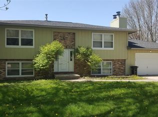 1468 Eastview Dr, Coralville, IA 52241