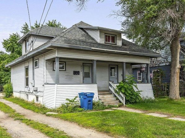 833 N Mitchell St #2