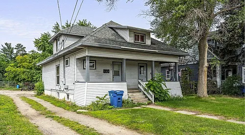 833 N Mitchell St #2 Photo 1