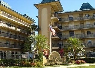 1st image of 271 Southbay Dr APT 221