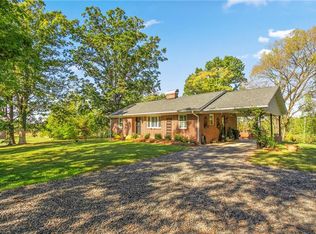 361 Longhook Rd, Eden, NC 27288
