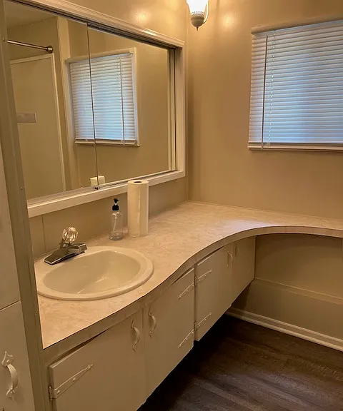 20555 Bester Ave NW — Photo 9
