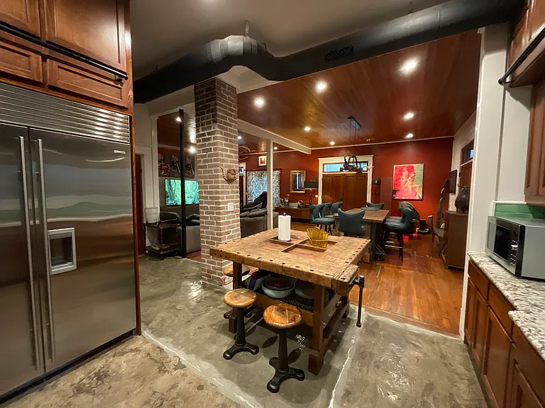 701 Patterson St — Photo 2