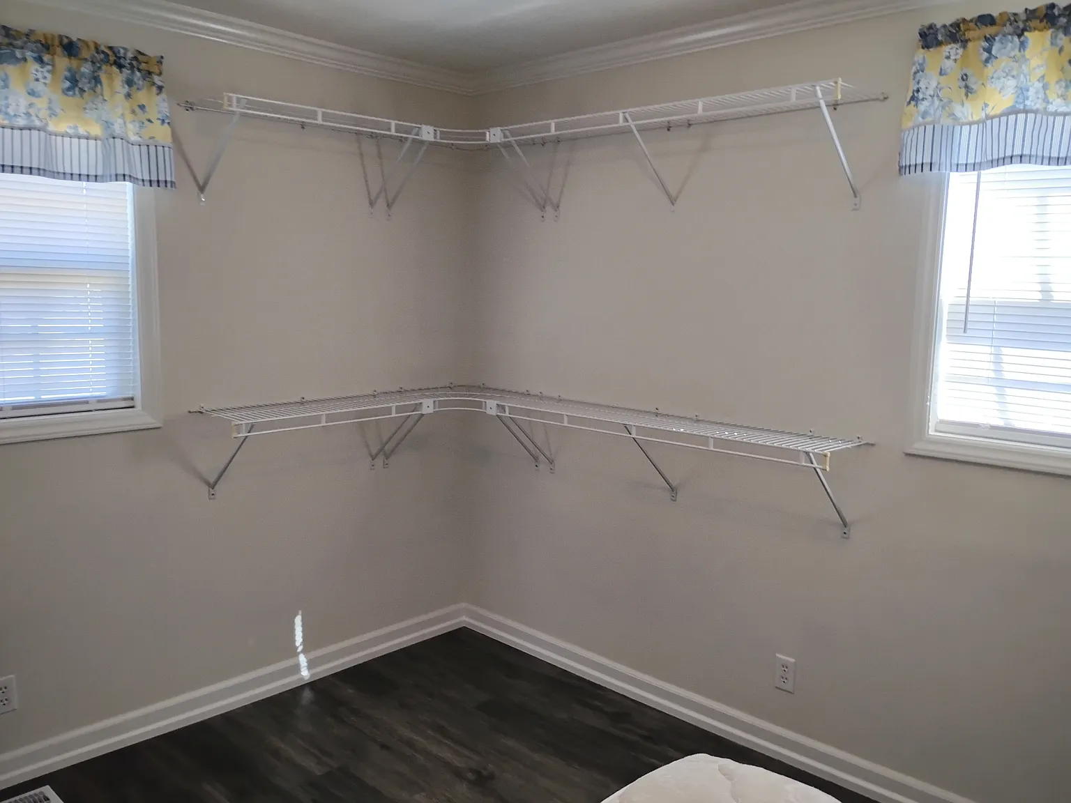1 bed, 490 sqft, $550 — Photo 4