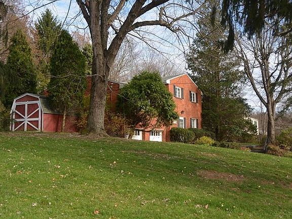 2nd image of 2437 Trotter Dr