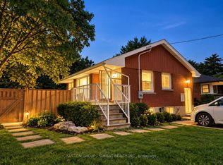 9 Grenadier Dr, Hamilton, ON L8T4C7