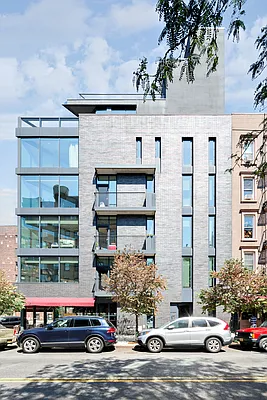 Rented by Compass | media 51