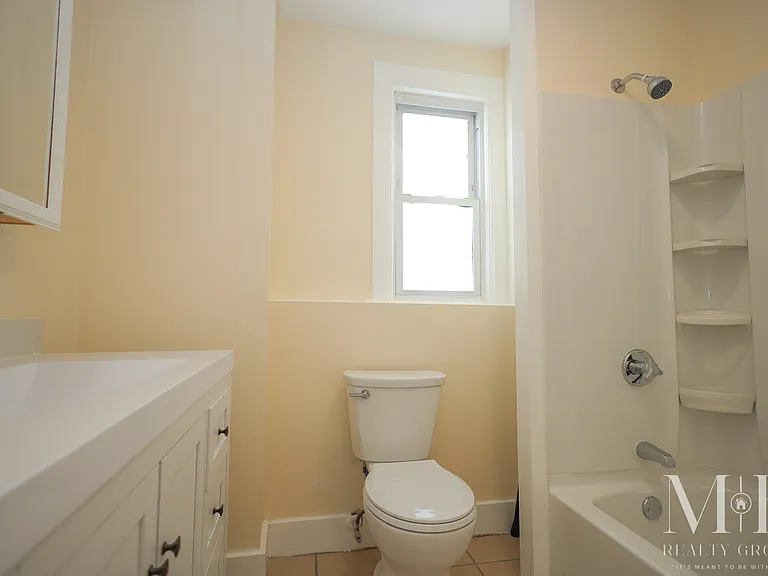 110 Murdock St #2 — Photo 9