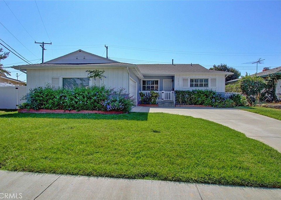 1st image of 15954 Milvern Dr