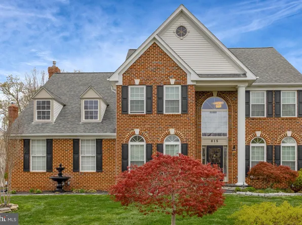 815 Kenneth Pl SE, Leesburg, VA 20175