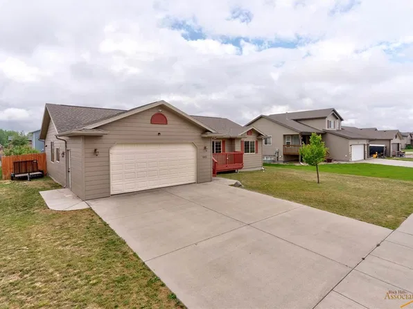 661 Airway Ct, Box Elder, SD 57719