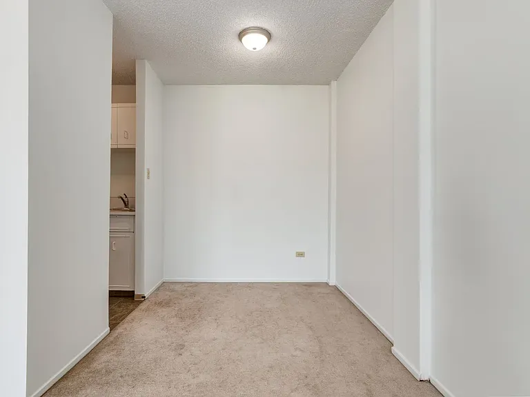 2010 Hope St SW #104 — Photo 28