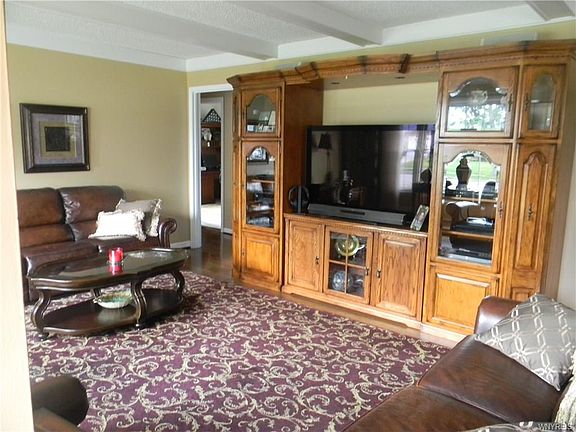 4th image of 105 Woodcrest Dr