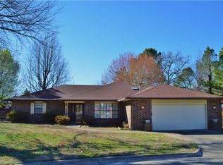 1224 W Ash St, Rogers, AR 72756