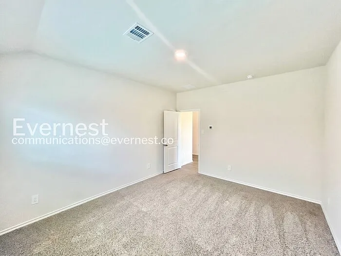 324 Wild Rye Cir — Photo 8